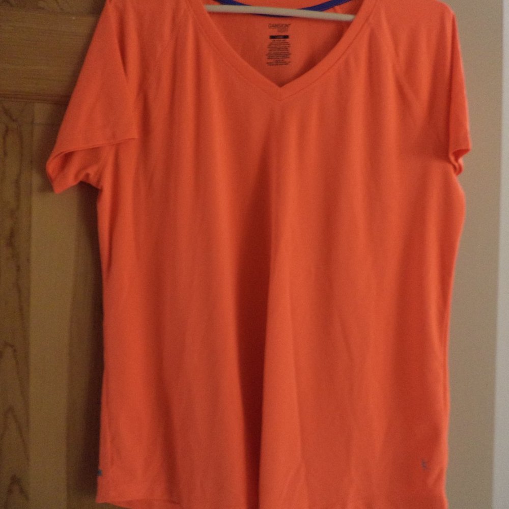 DANSKIN Plus~ Dri-More  V-NECK T-SHIRT~Short Sleeves ~ ORANGE ~ 100% Poly  - XXL